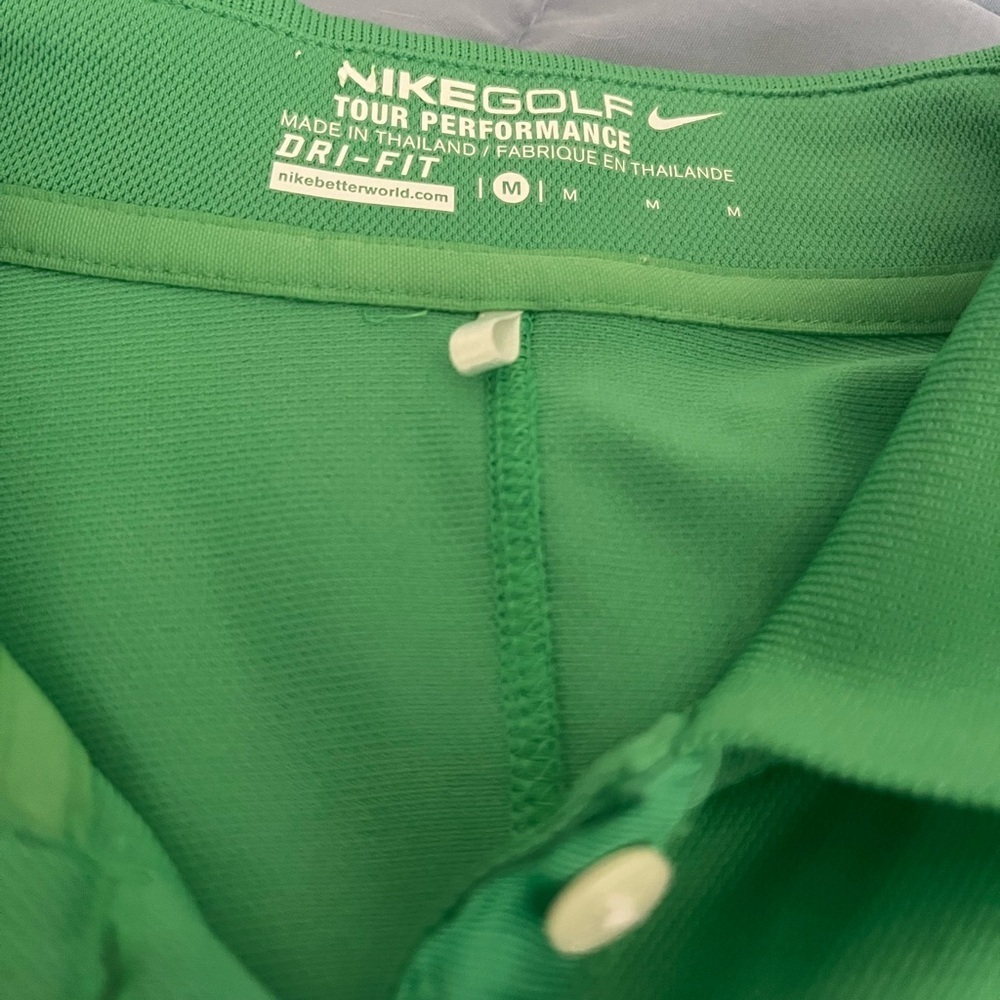 Nike Golf Tour Performance green long sleeve women’s medium - Picture 2 of 4